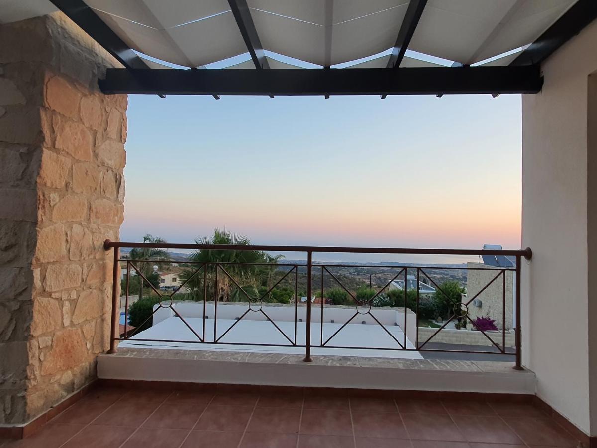 Villa Serapho Paphos Extérieur photo